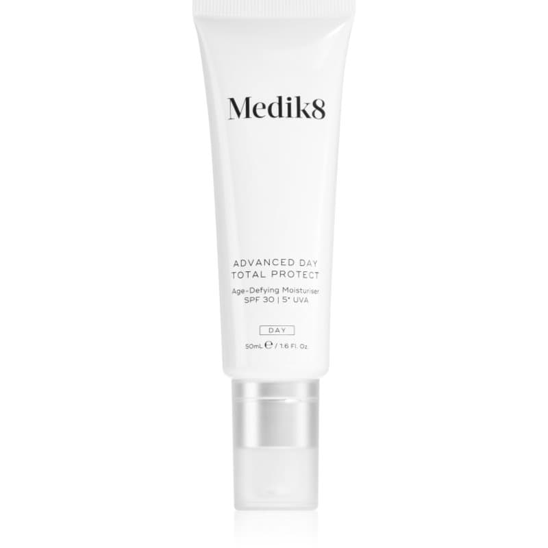 Medik8 Advanced Day Total Protect Beschermende Dagcrème tegen Negatieve Invloeden van Buitenaf SPF 30 50 ml